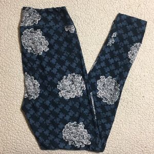 LulaRoe Leggings Tall/Curvy